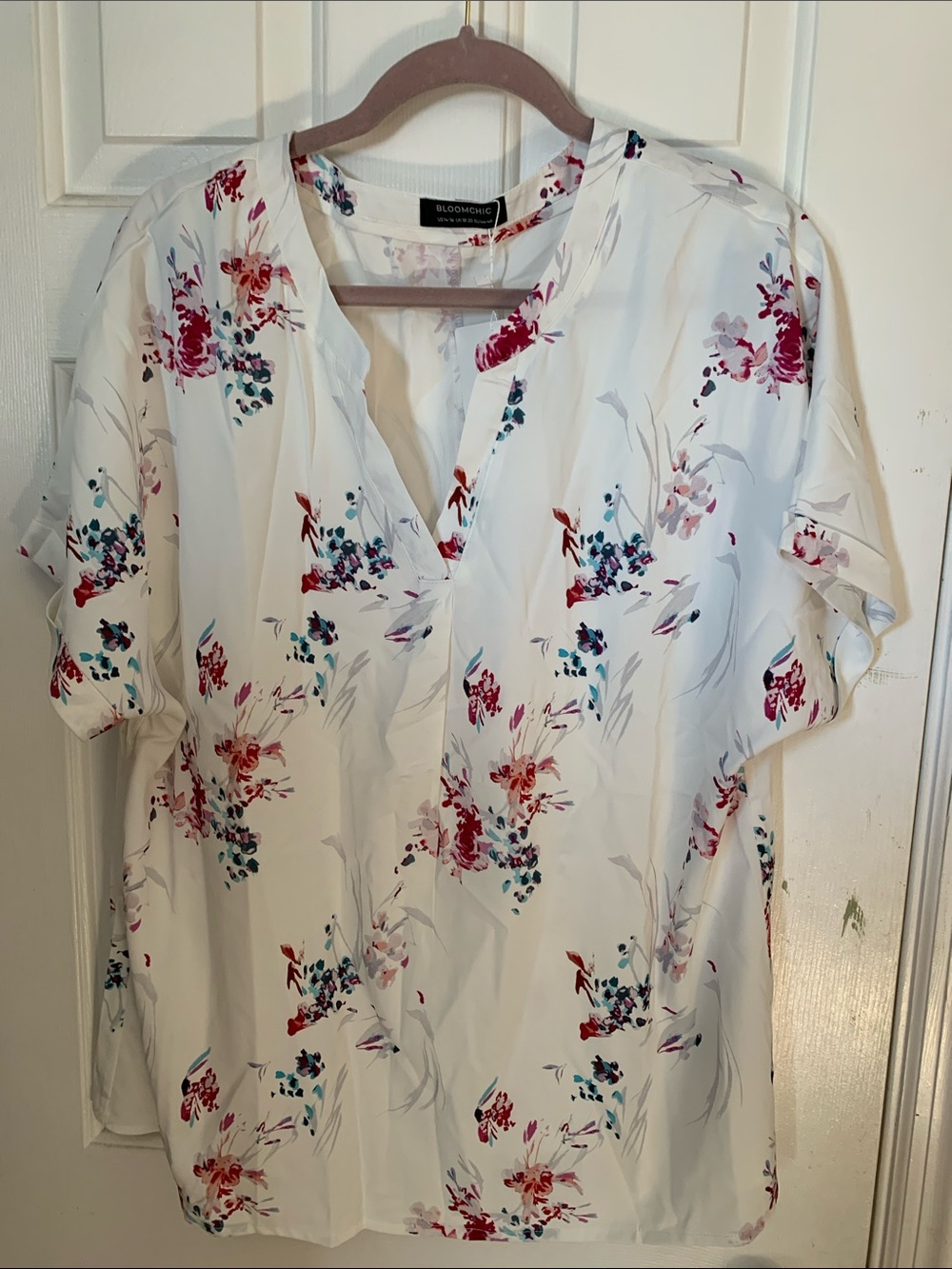 BloomChic White Floral Split-Neck Blouse with Red & Teal Accents Cuffed Sleeves
